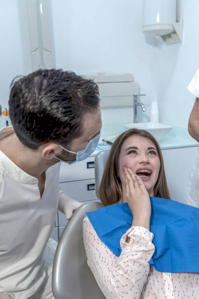 Best Chipped Tooth Repair Near Me  in Albion, IN